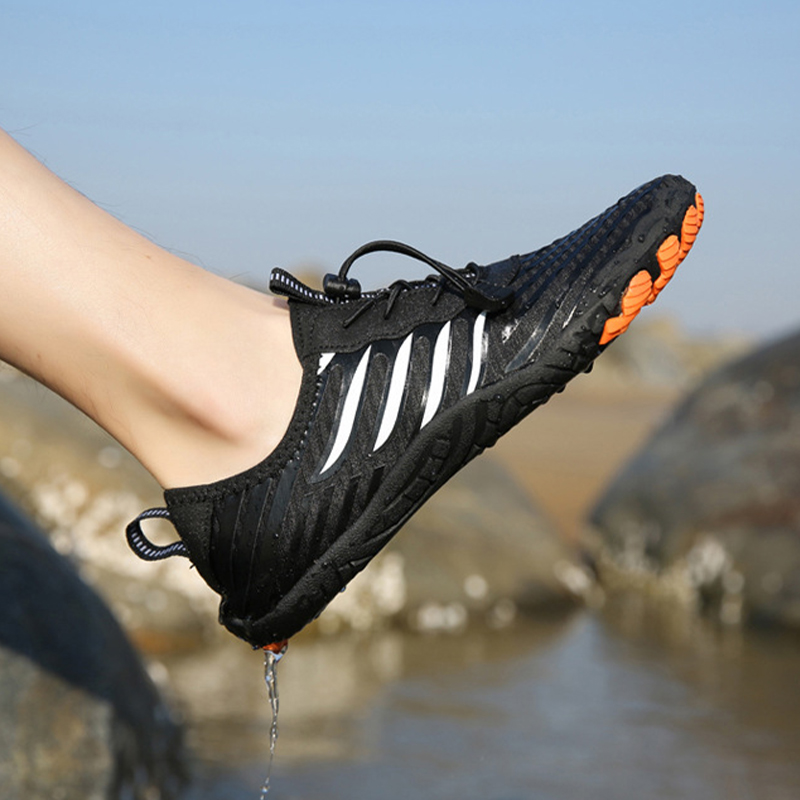Quick-Dry Water Shoes For Men  - Aquatic Sports Shoes 评论和价格